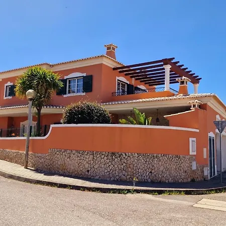 Chez Imaginarios-exclusive & Hideout