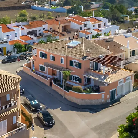 Chez Imaginarios-exclusive & Hideout * لاغوس