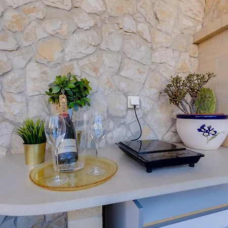 Chez Imaginarios-exclusive & Hideout Lagos