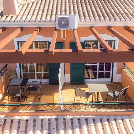 Chez Imaginarios-exclusive & Hideout * Lagos