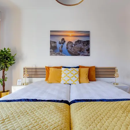 Chez Imaginarios-exclusive & Hideout * Lagos